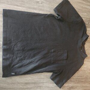 Only & Sons black t-shirt - small